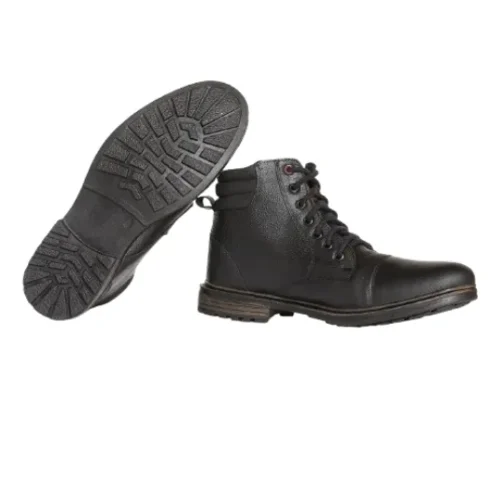 Bota Thunder em couro com solado antiderrapante